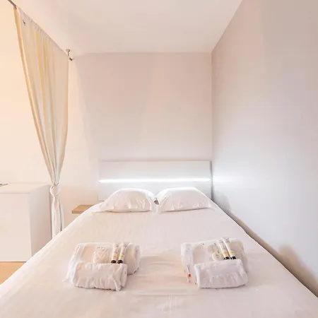 Апартаменты Fremur - Wifi - Parking - Balcon *